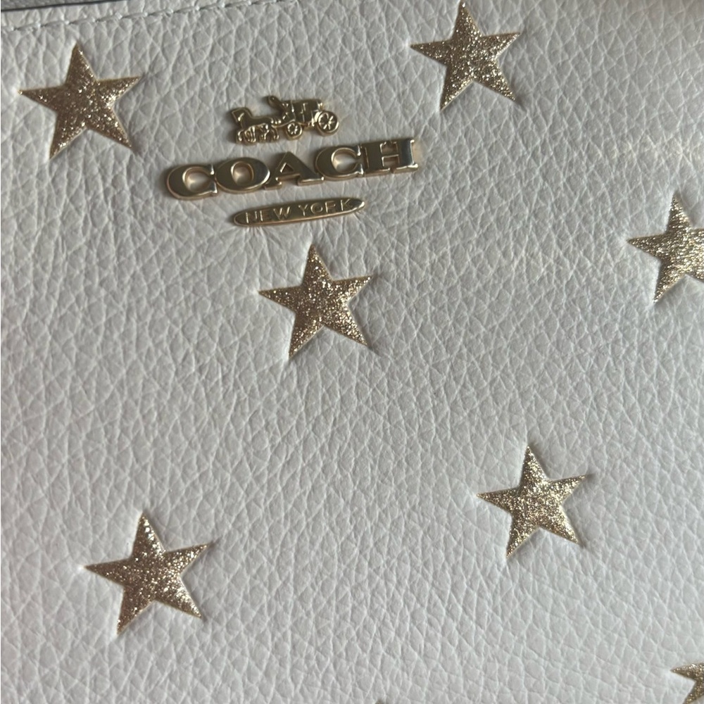 Authentic COACH Leather glitter stars wristlet and 2 charms set in box 🎁 - Picture 7 of 12